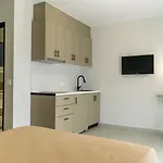 9muses Luxury Aparthotel